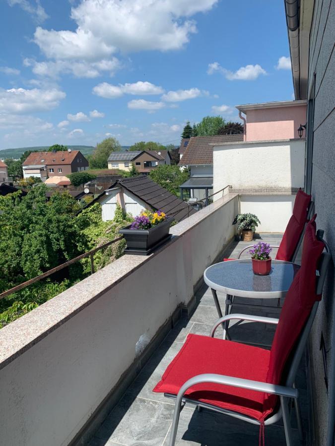 Moderne Ferienwohnung Mit Balkon Im Schoenen Saarland Dillingen an der Saar Exteriér fotografie